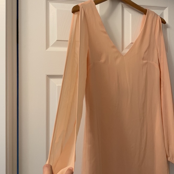 NASTY GAL light pink dress - Picture 2 of 7